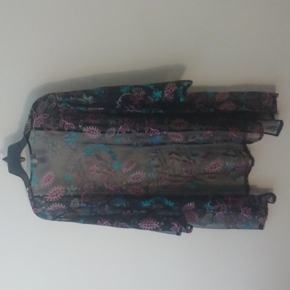 Catherine's black, nylon jacket. - Picture 4 of 4